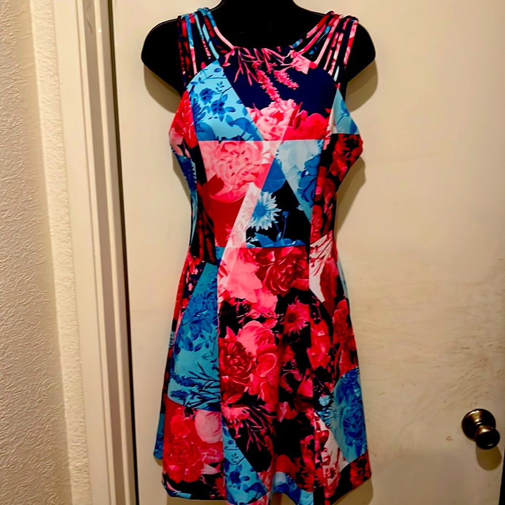 🔥EXCLUSIVE "3D GLASSES" UNIQUE MULTI COLOR FLORAL DRESS